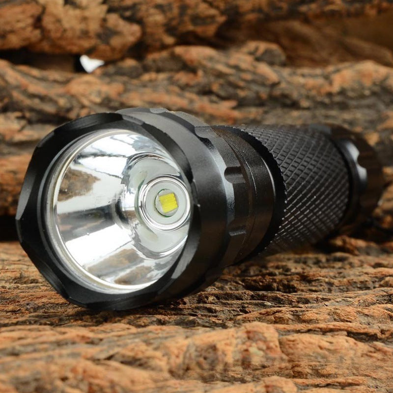 LED Outdoor Rechargeable High-power Flashlight